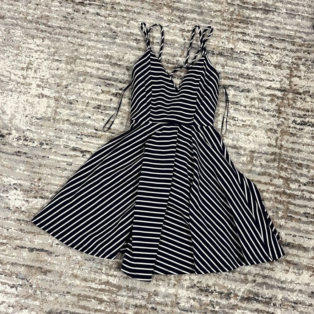 Windsor dress ‼️SALE‼️